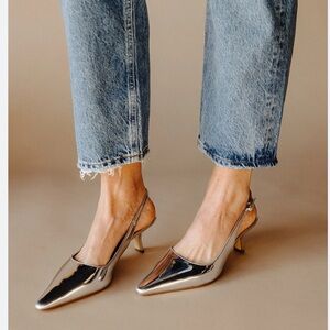 Sam Edelman Silver Bianka Sling Heel Size 9M Silver